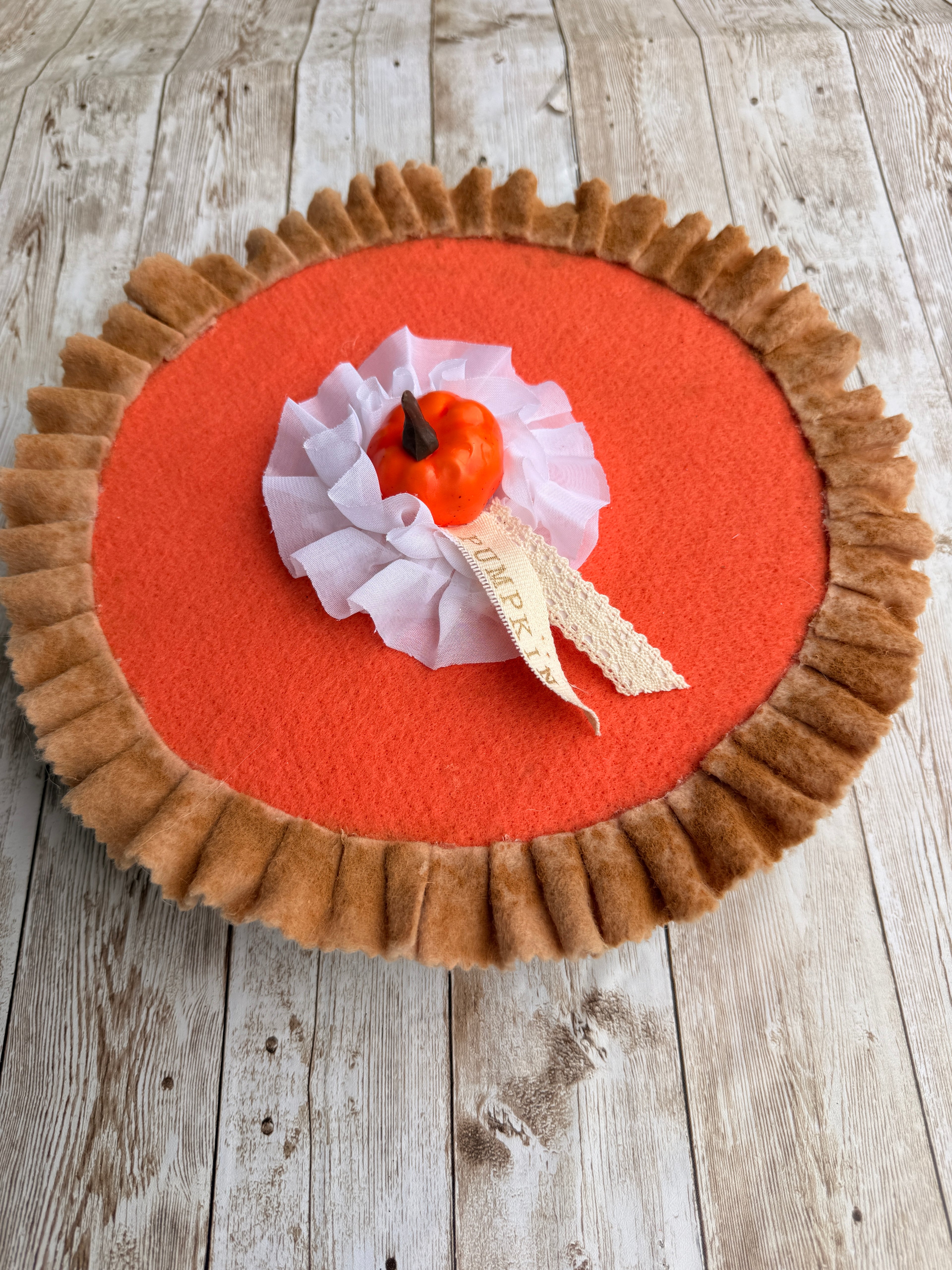 Fake pumpkin pie, faux pumpkin pie, faux pie, primitive pie, fake bake pies, wreath attachments, tiered tray decor, pumpkin pie