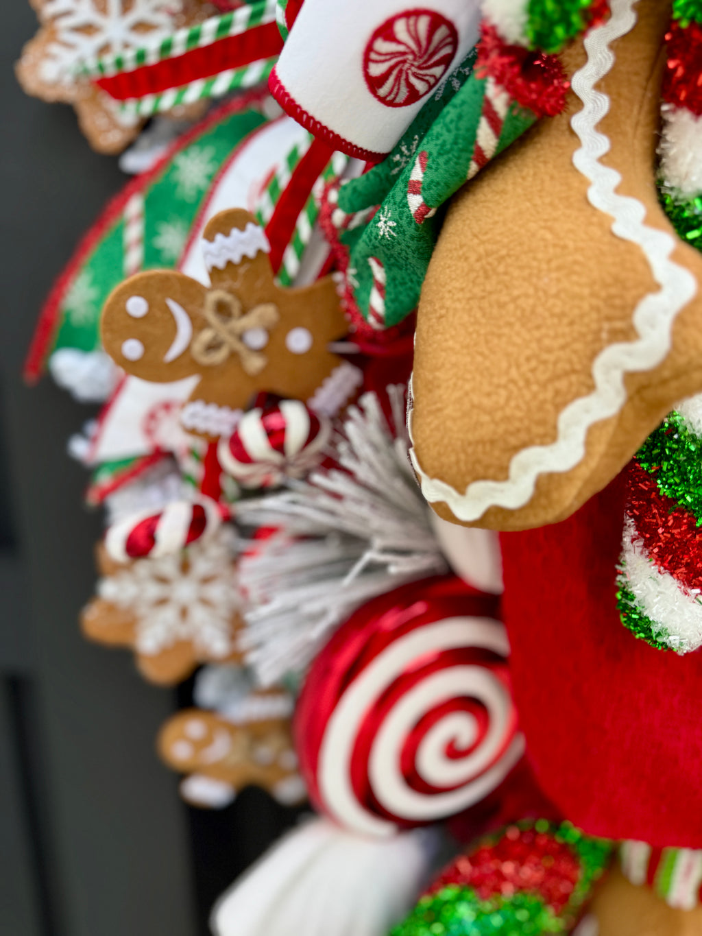 Whimsical Gingerbread Girl Christmas Wreath – Candyland Peppermint Front Door Decor
