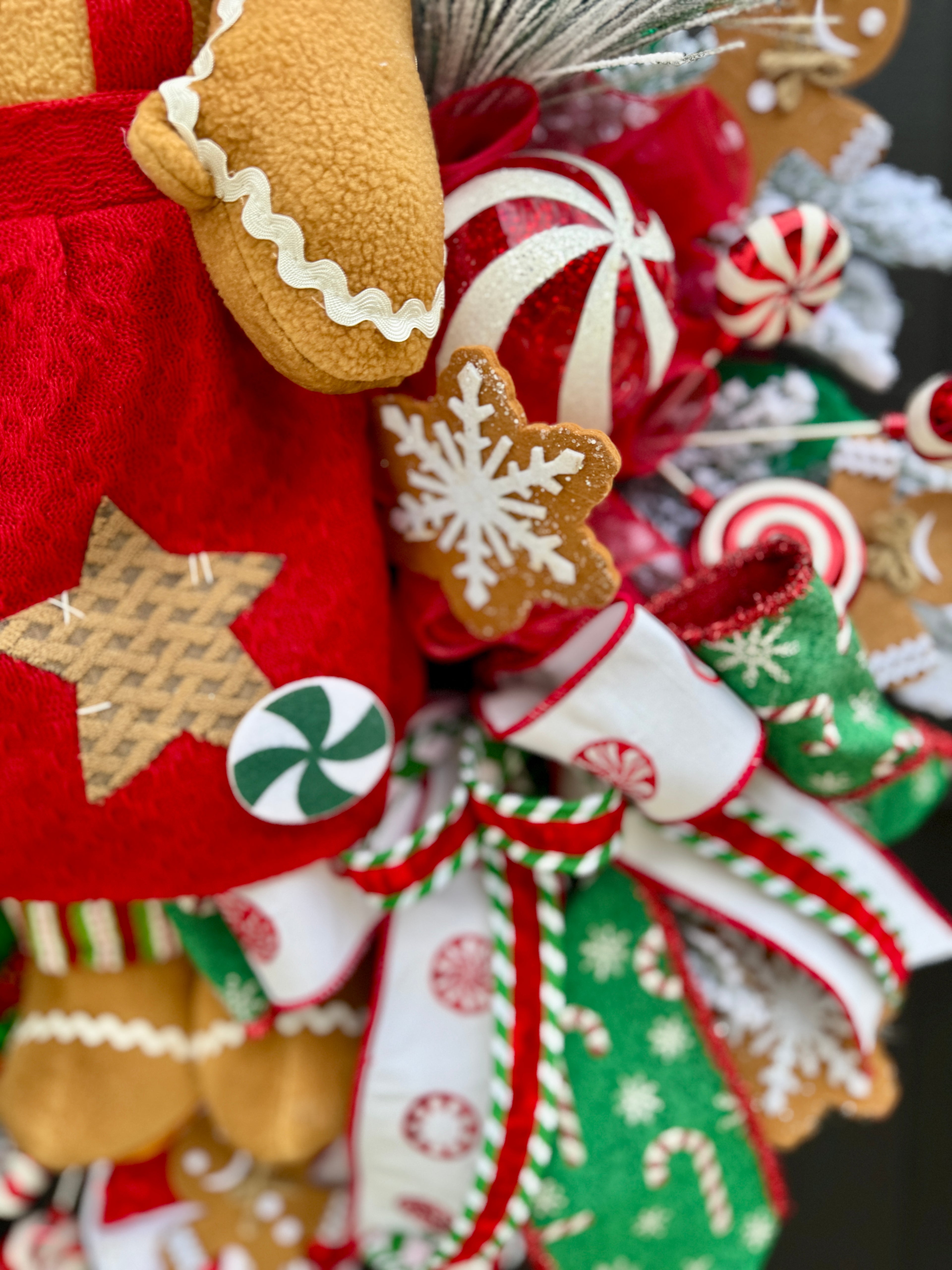Whimsical Gingerbread Girl Christmas Wreath – Candyland Peppermint Front Door Decor