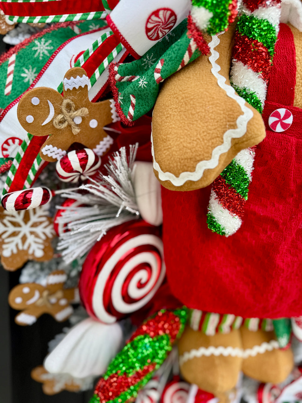 Whimsical Gingerbread Girl Christmas Wreath – Candyland Peppermint Front Door Decor