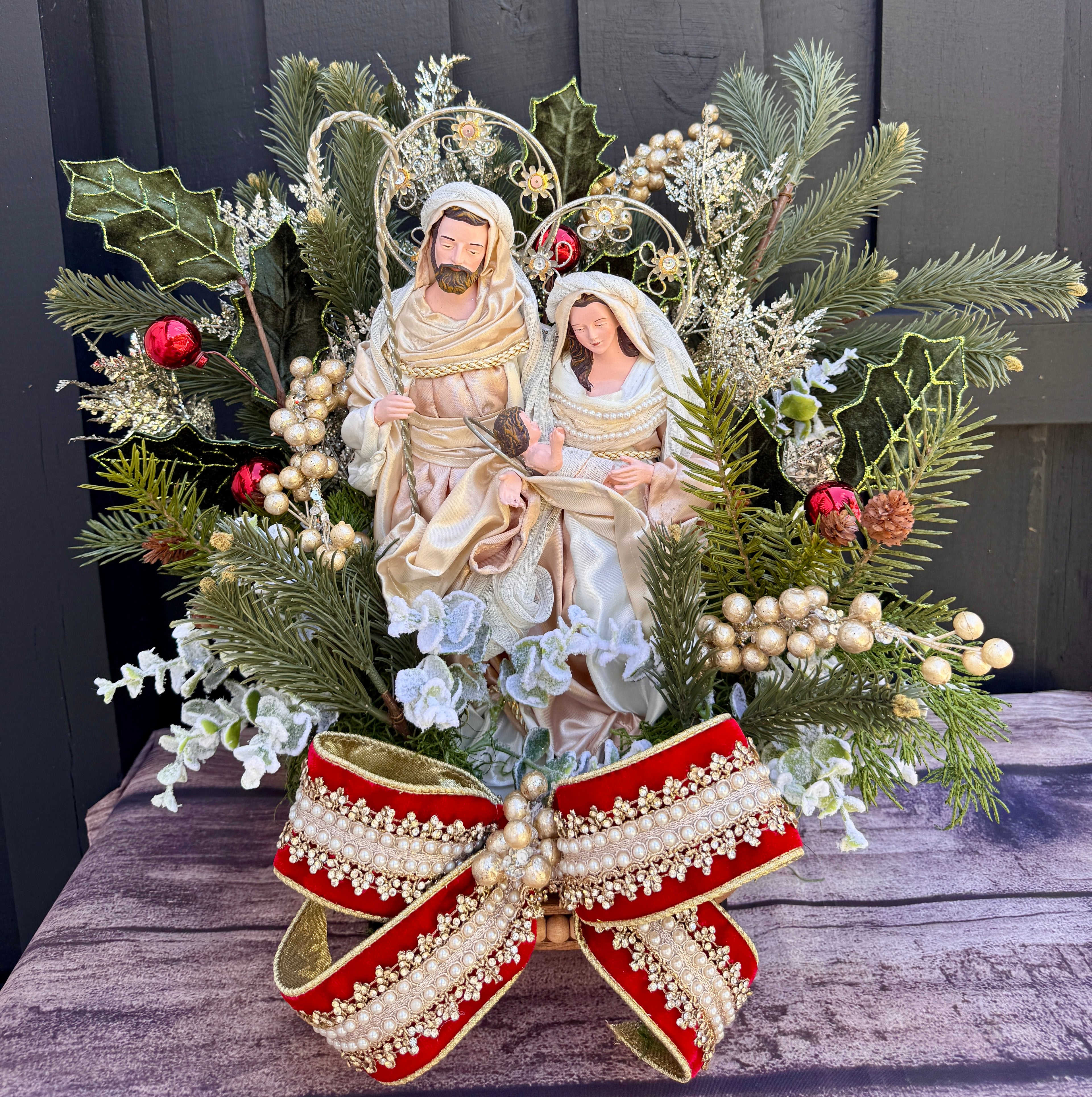 Elegant Holy Family Nativity Centerpiece - Christmas Decoration