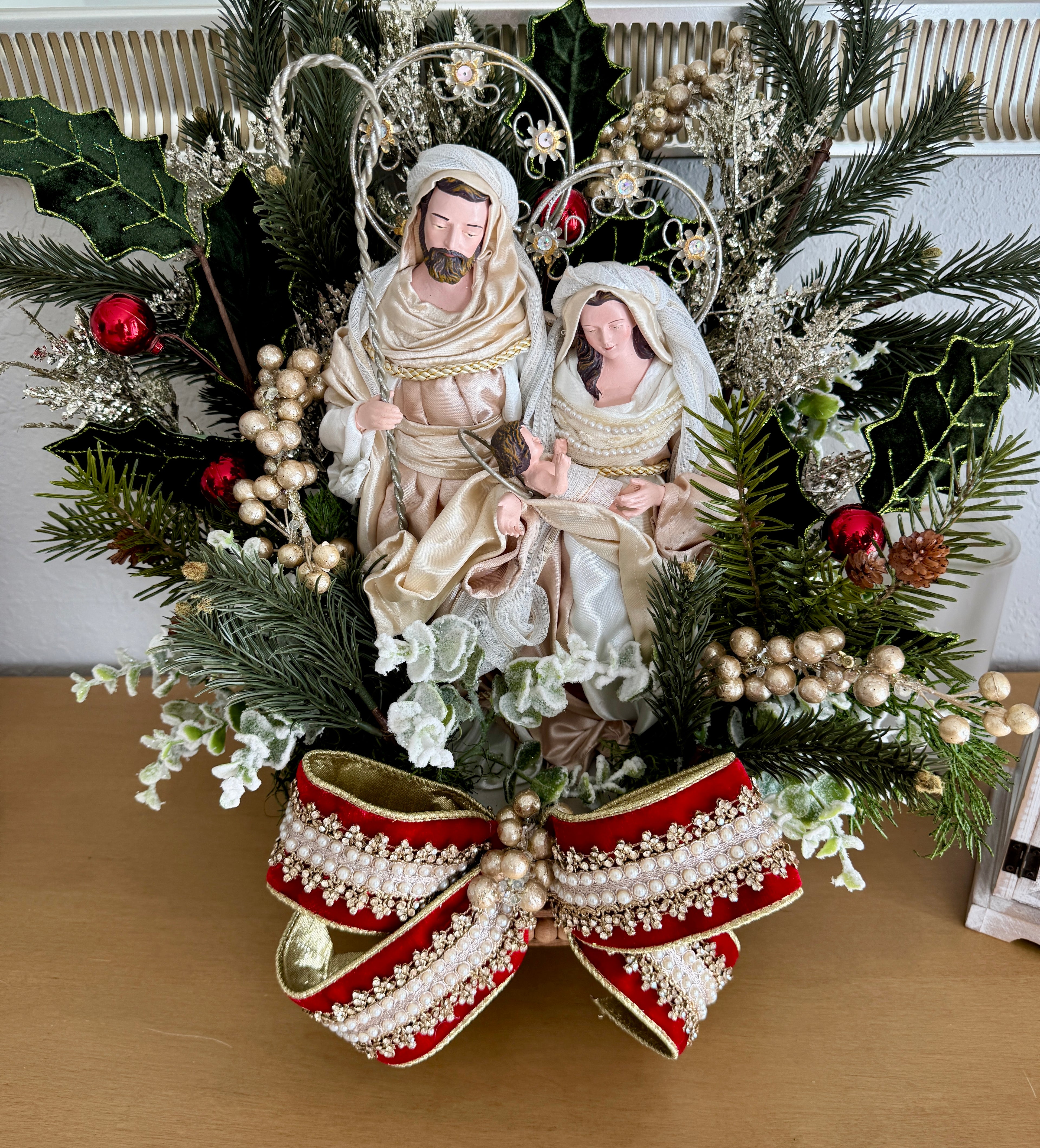 Elegant Holy Family Nativity Centerpiece - Christmas Decoration