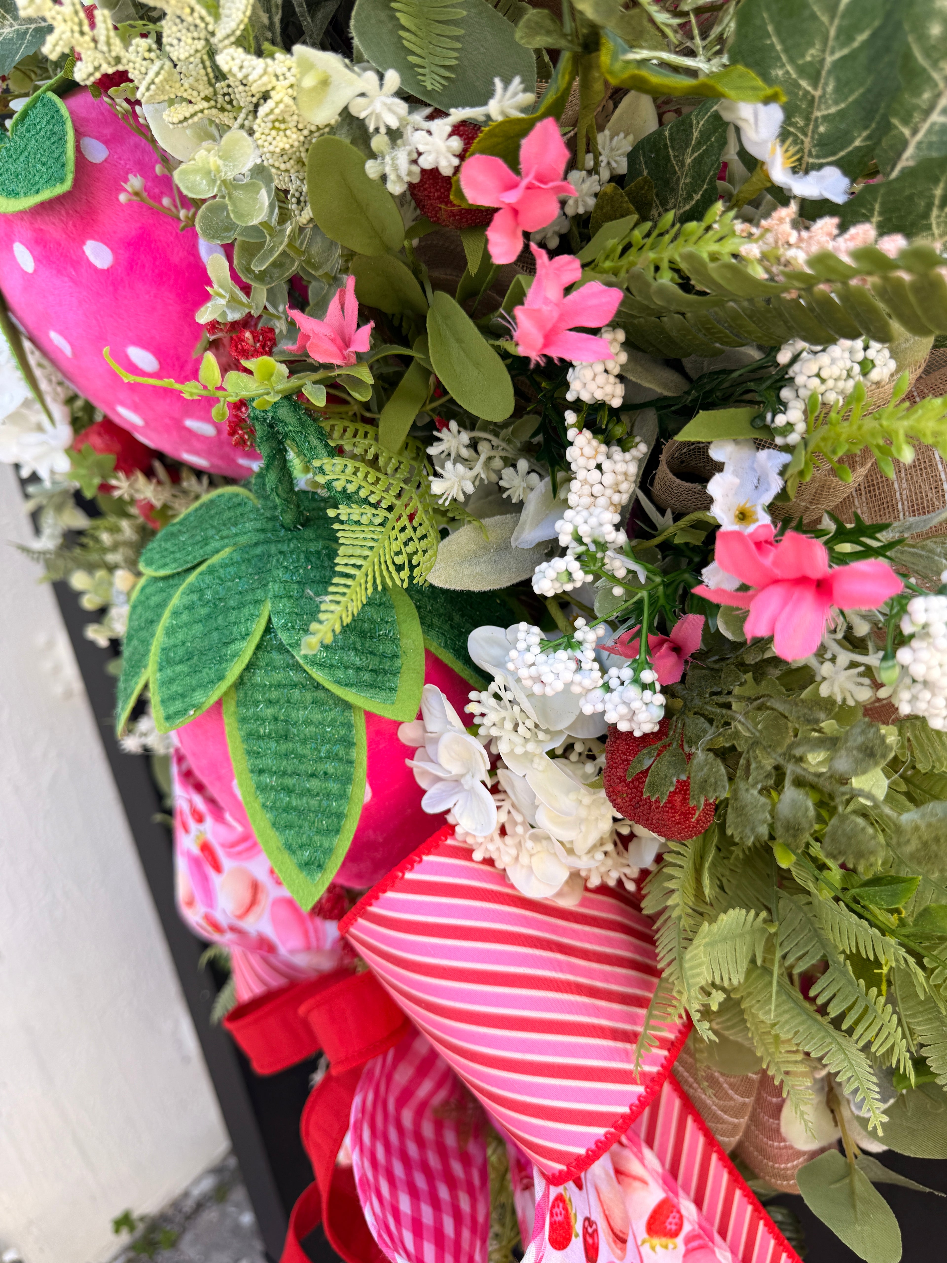Strawberry Wreath, Farmhouse Fruit Door Decor