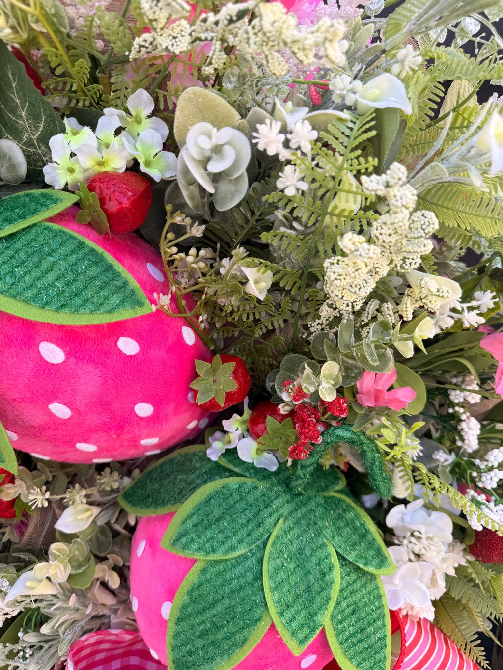 Strawberry Wreath, Farmhouse Fruit Door Decor