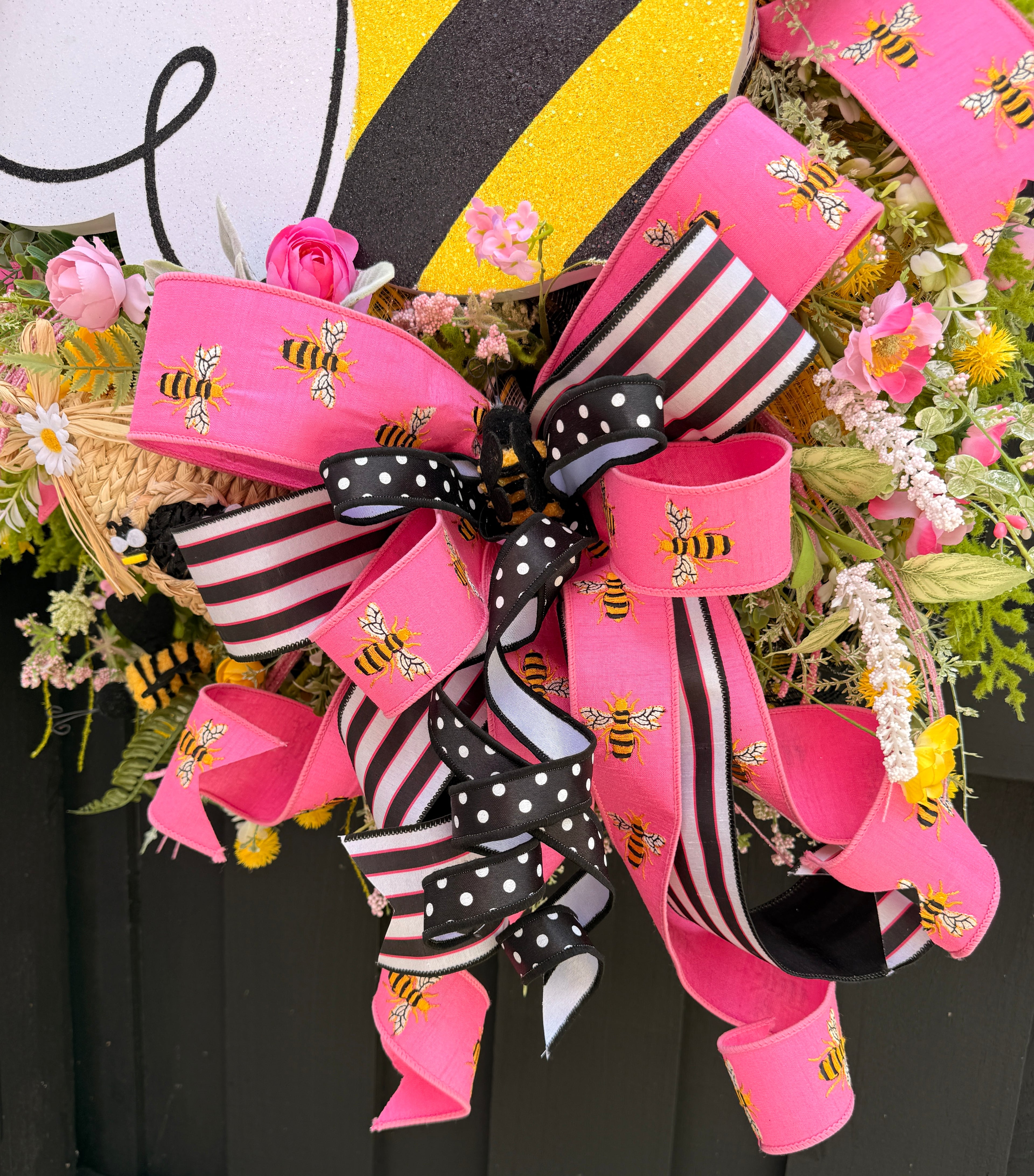 Pink Bumble Bee Wreath, Summer Floral Door Decor, Glitter Bee Accent