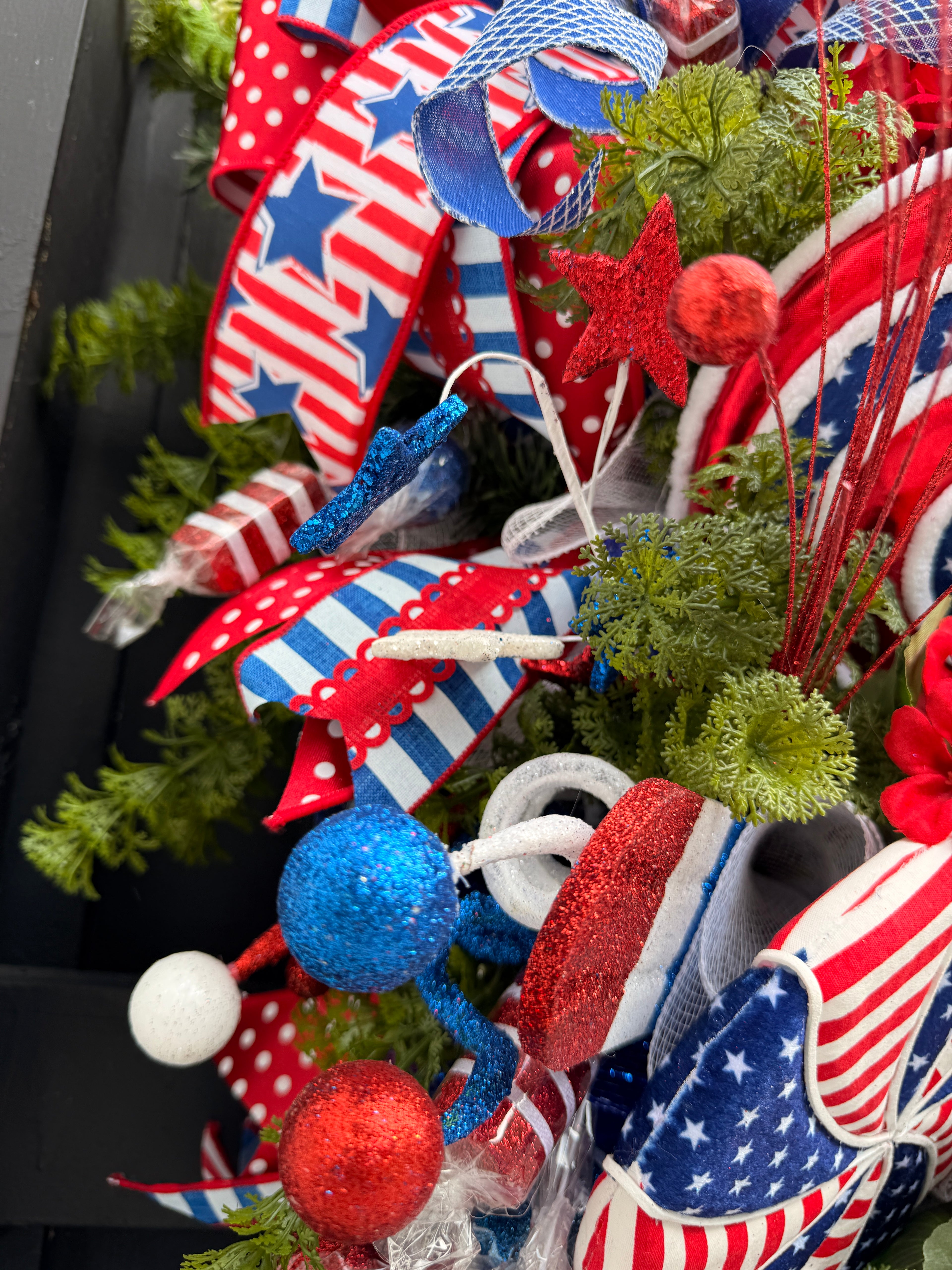 Patriotic Candy Land Swirl Wreath – Red, White & Blue Front Door Decor