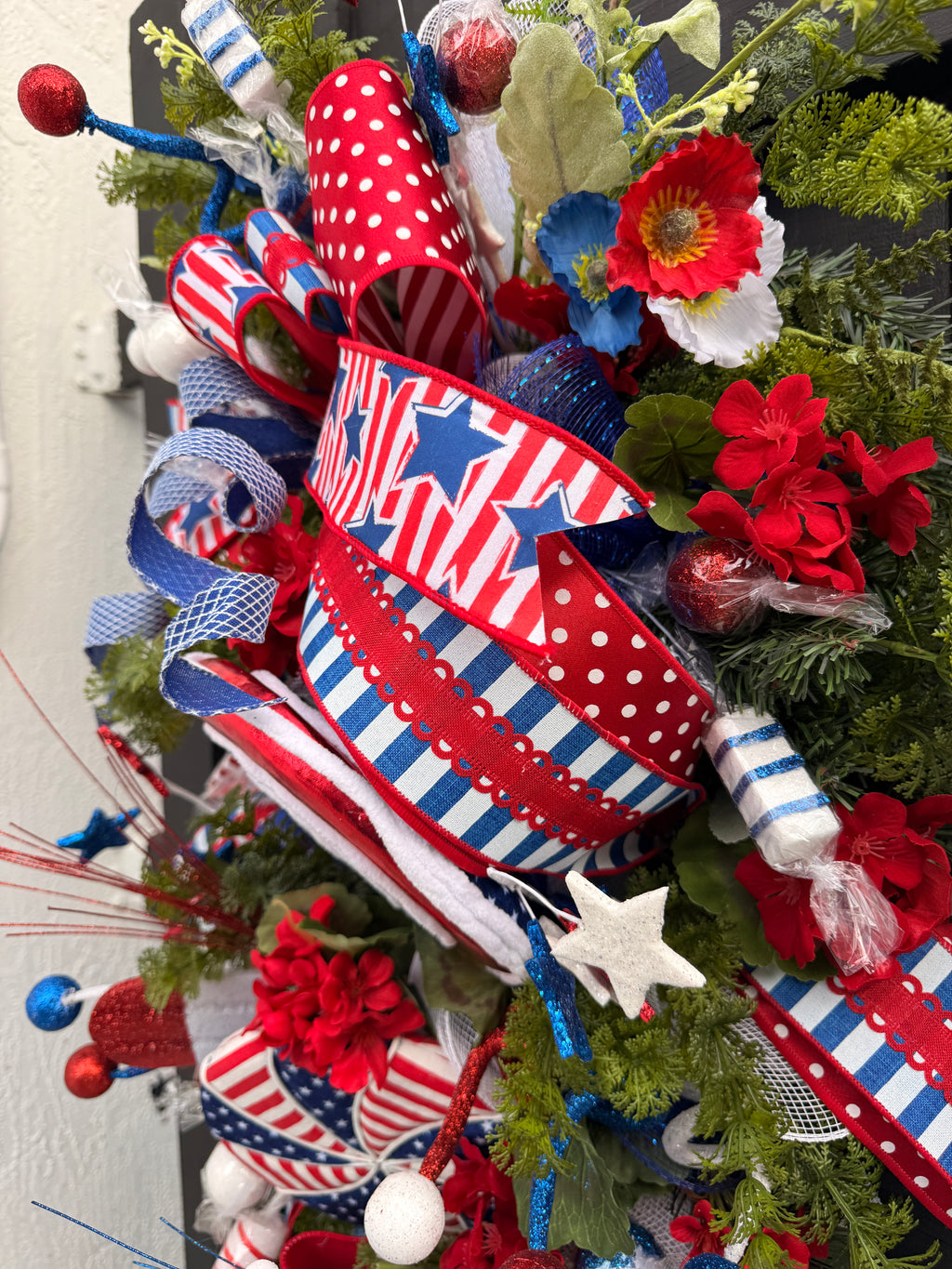 Patriotic Candy Land Swirl Wreath – Red, White & Blue Front Door Decor
