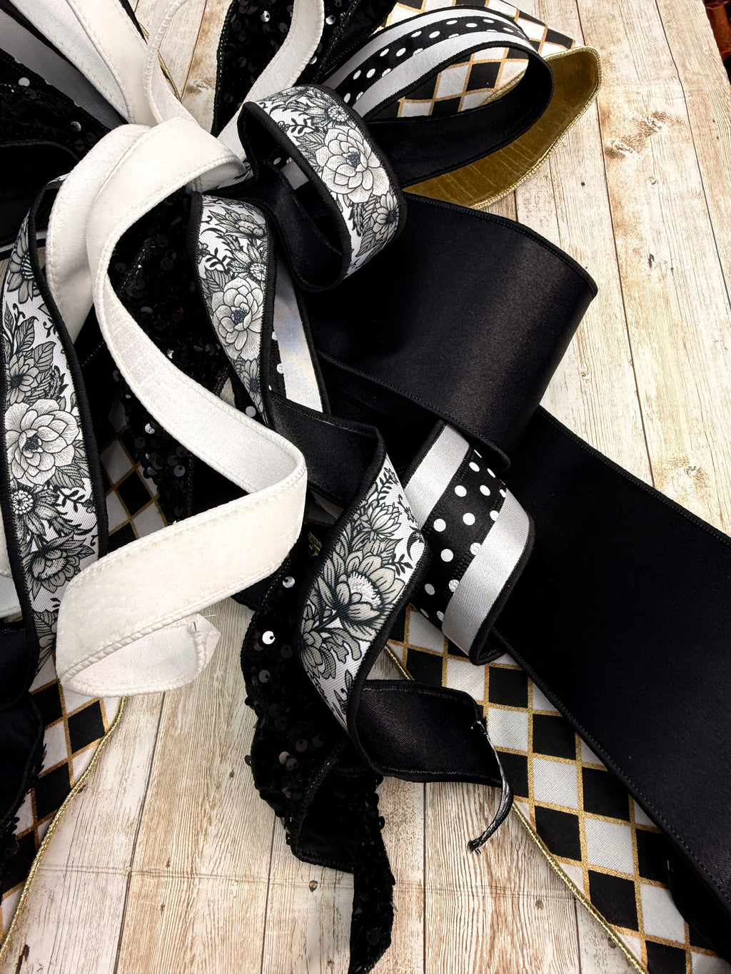 Extra Large Black and White Bow, Elegant Front Door Decor, Classic Wreath Bow, Neutral Porch Decor, Year Round Door Accent, Farmhouse Bow