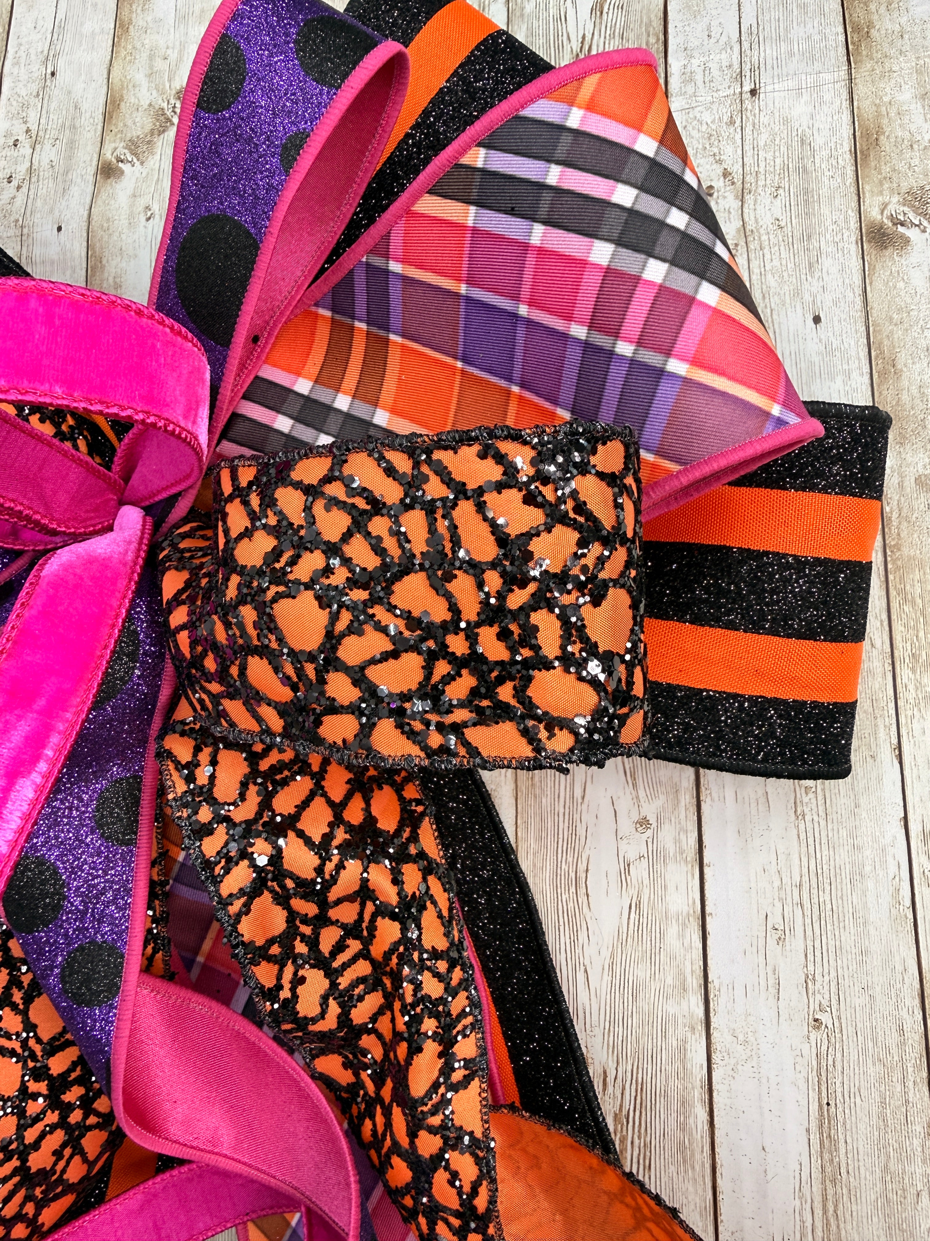 Extra Large Halloween Bow, Spooky Front Door Decor, Black Orange Wreath Bow, Witchy Porch Decor, Halloween Door Hanger Accent, Fall Bow