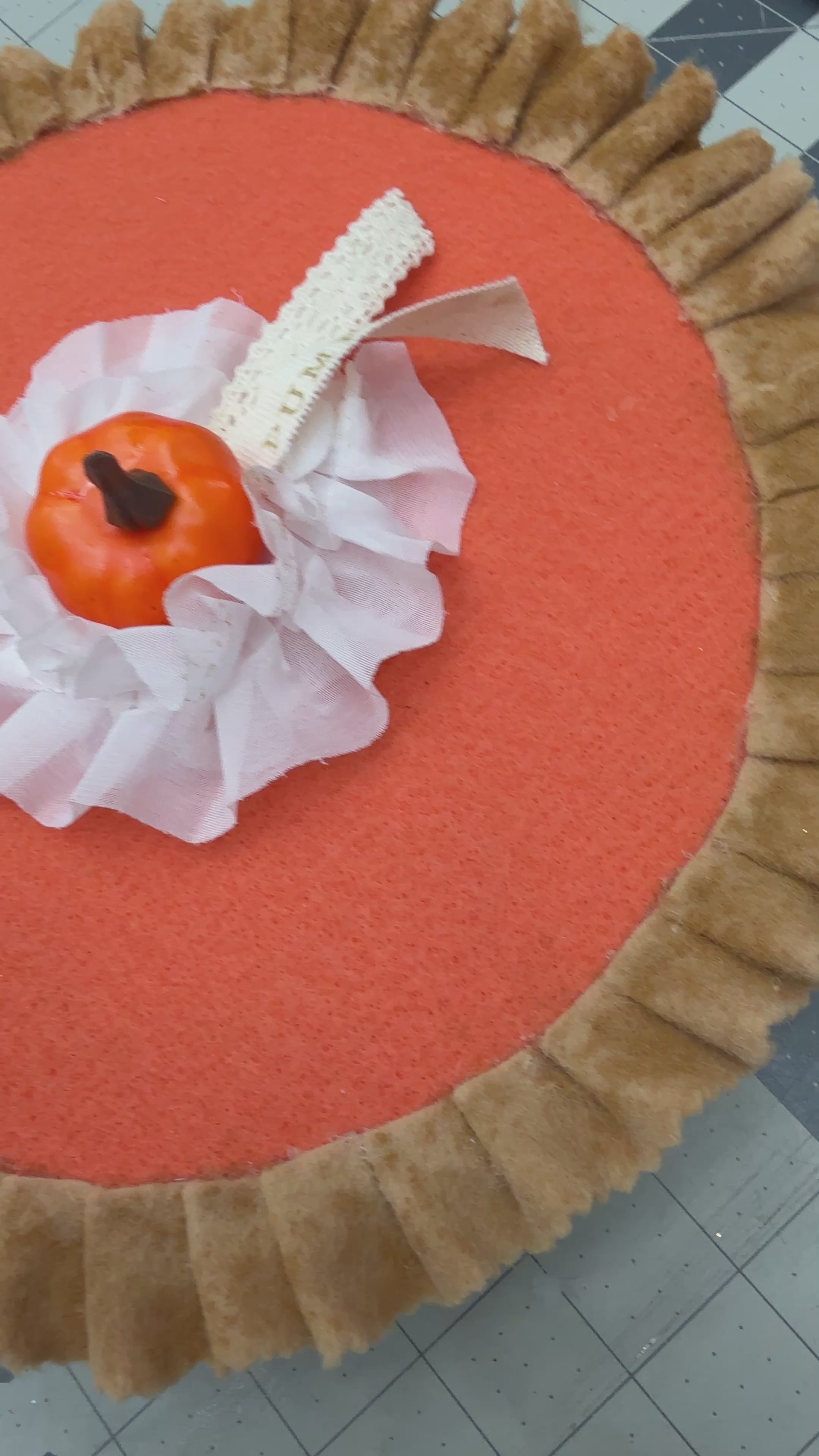 Fake pumpkin pie, faux pumpkin pie, faux pie, primitive pie, fake bake pies, wreath attachments, tiered tray decor, pumpkin pie